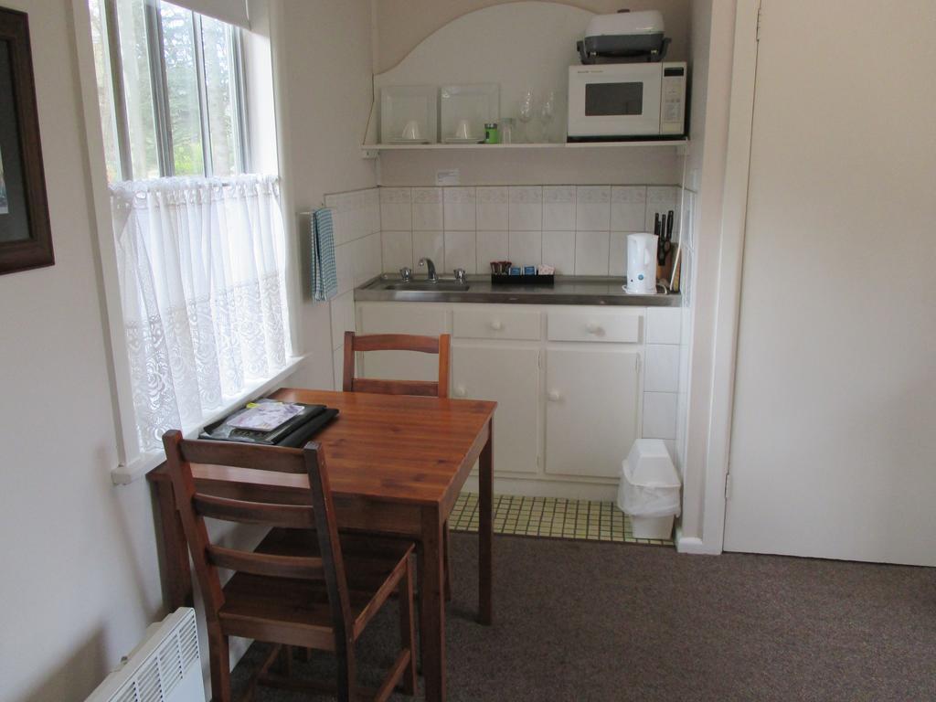 Alpine Riverside Cottages Porepunkah Luaran gambar