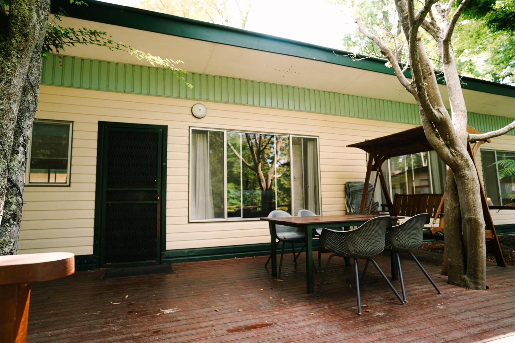 Alpine Riverside Cottages Porepunkah Luaran gambar