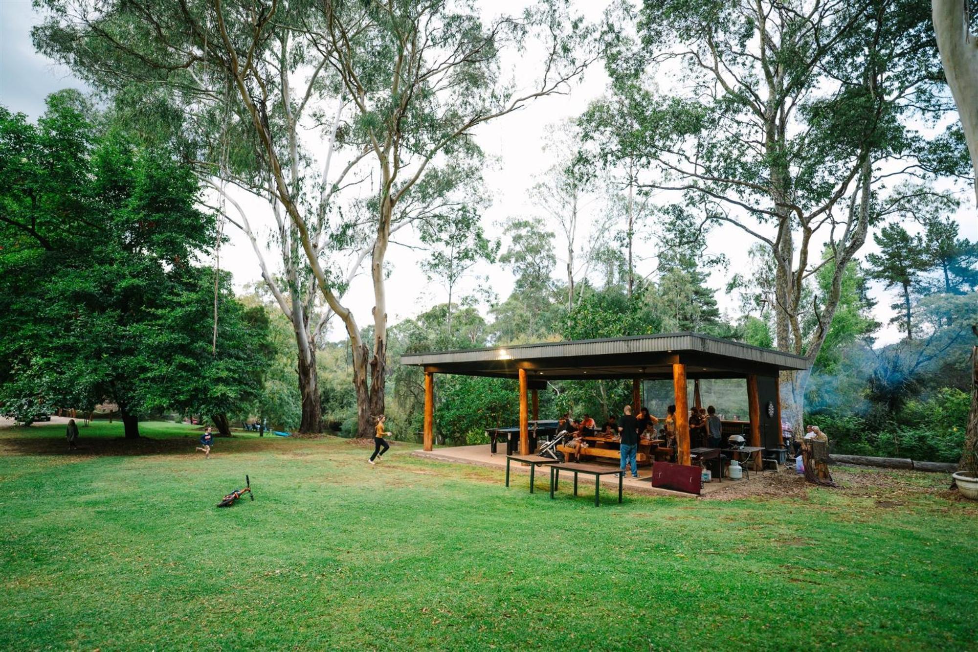 Alpine Riverside Cottages Porepunkah Luaran gambar