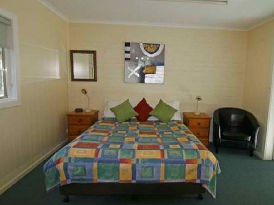 Alpine Riverside Cottages Porepunkah Luaran gambar