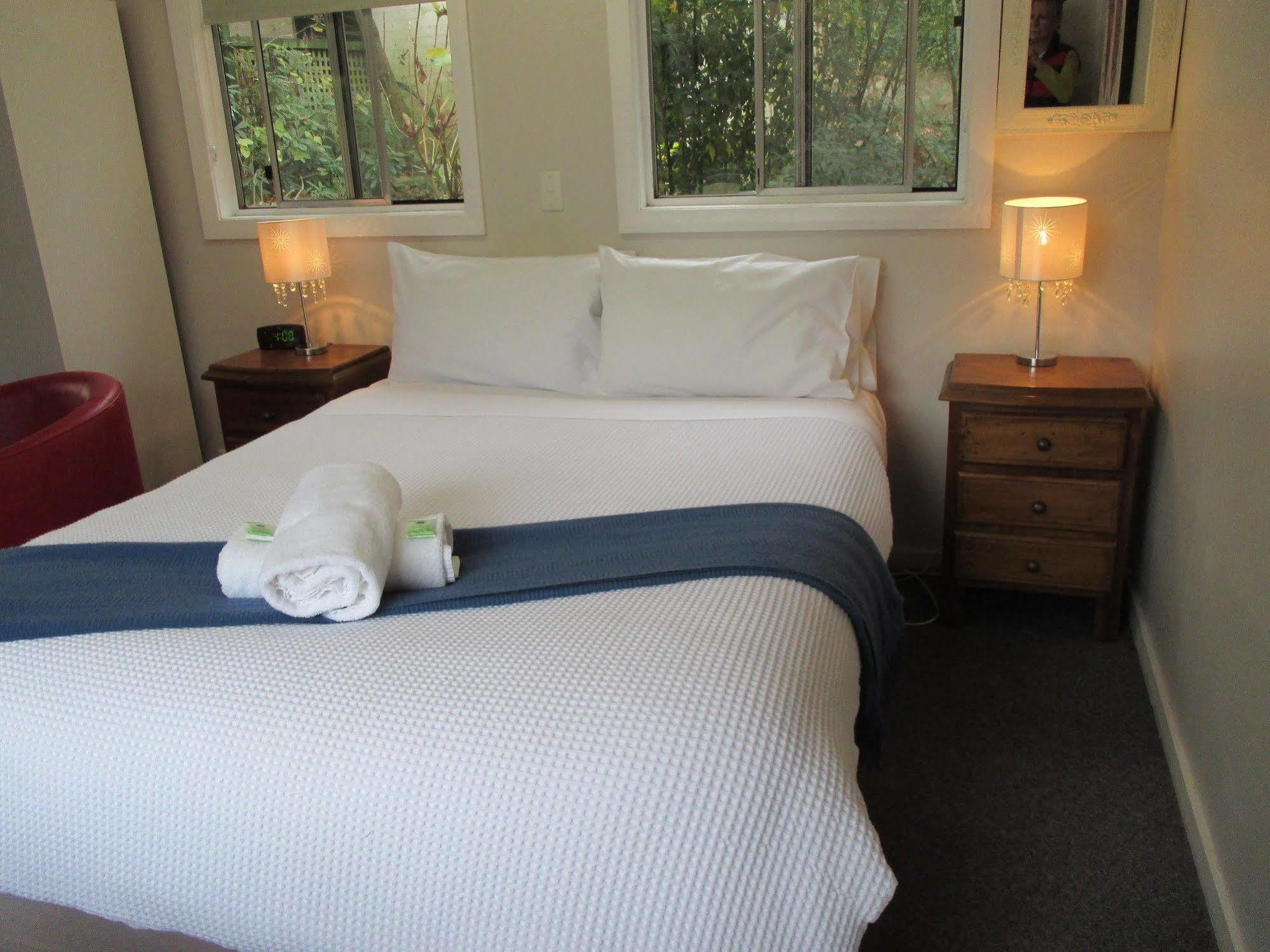 Alpine Riverside Cottages Porepunkah Luaran gambar