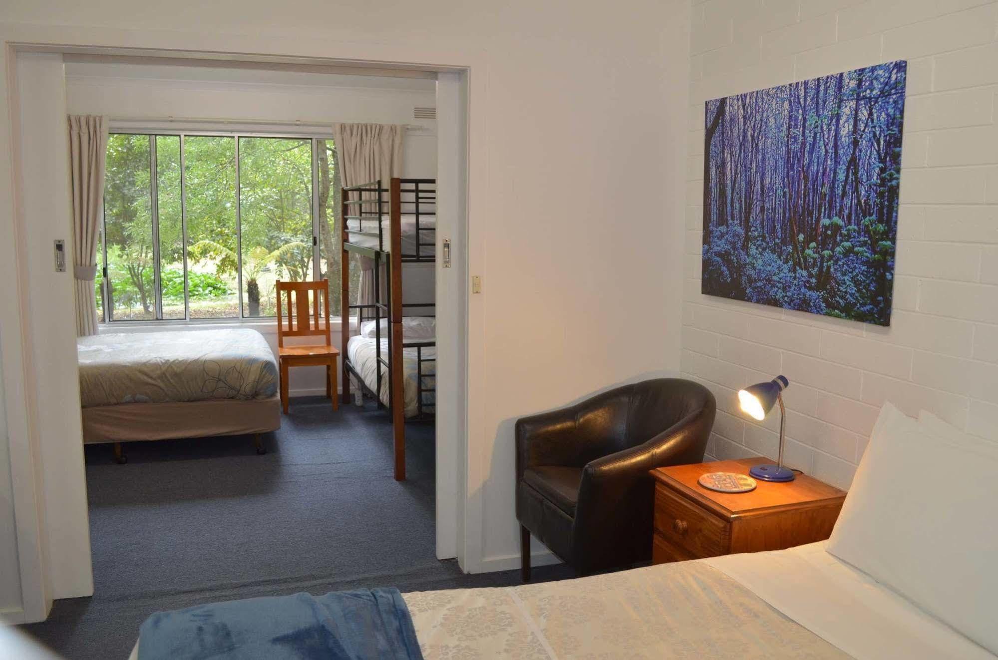 Alpine Riverside Cottages Porepunkah Luaran gambar