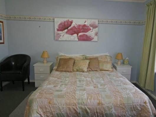 Alpine Riverside Cottages Porepunkah Luaran gambar